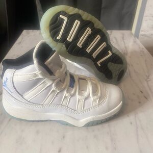 Jordan 11 preschool size 11c no box